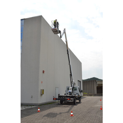 CTE B-LIFT 20 J / IVECO DAILY
